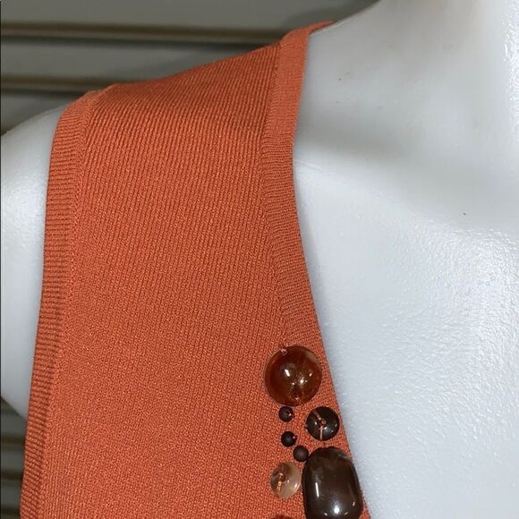 NWT Cable & Guage top with embellished neckline - Picture 5 of 7